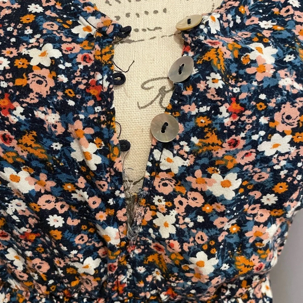 Women's Floral Skirt - Multicolor - Picture 2 of 5